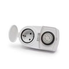 Kültéri napi kapcsolóóra