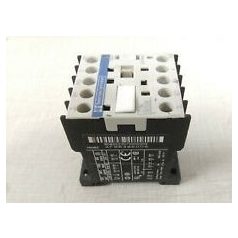 Telemecanique mágneskapcsoló LC1K09008D7 048880